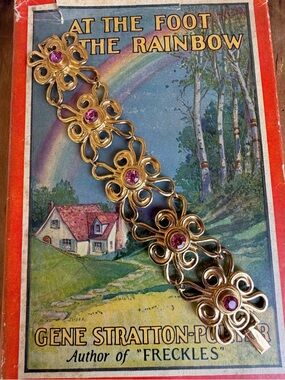 Vintage 1970’s Avon Bold Flowers Pink Rhinestone Bracelet Gold Tone Size 6.5